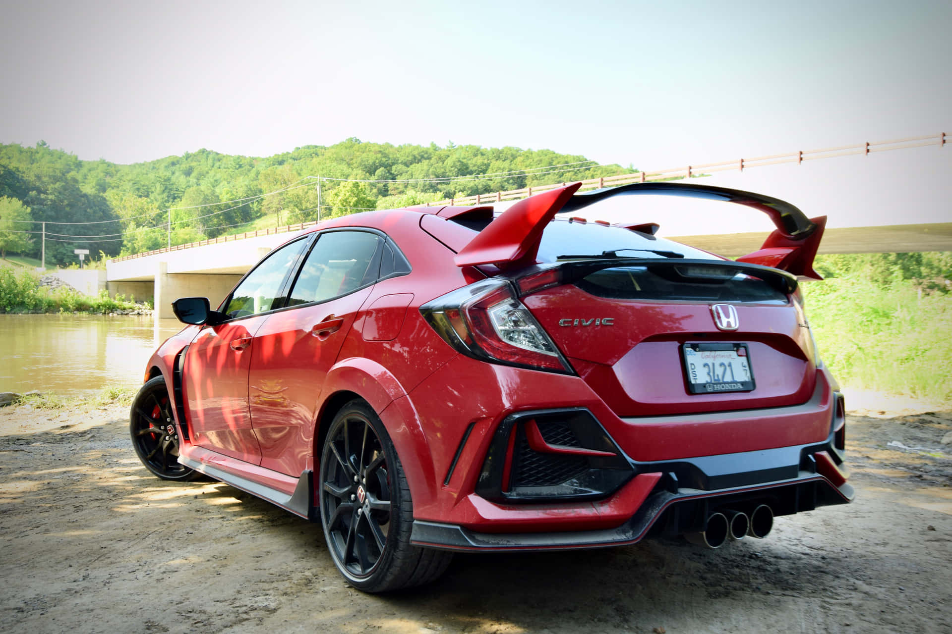 A Must-have For Speed And Style - The Honda Civic Type R Background