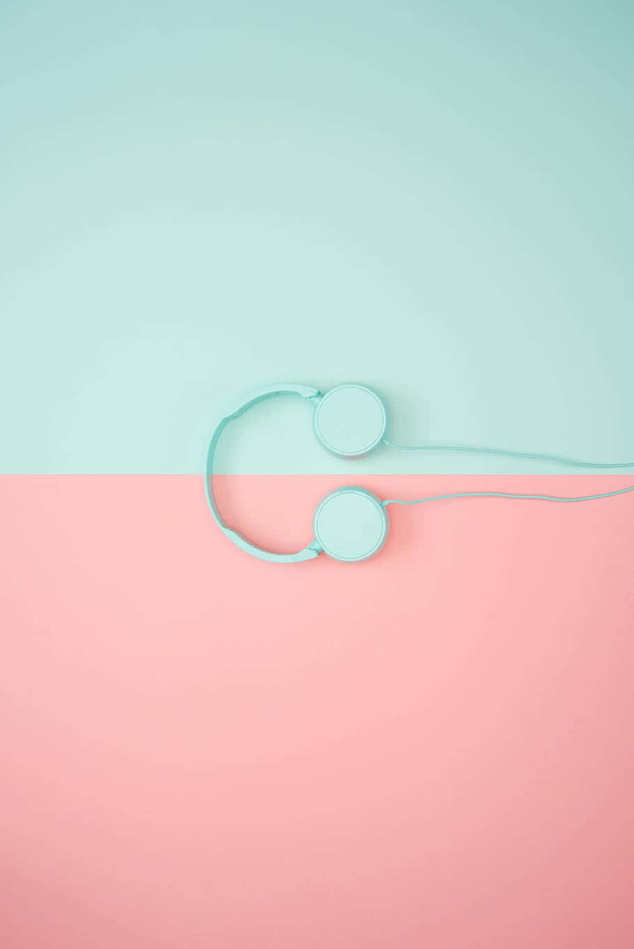 A Peaceful Scene Of Soft, Blending Colors Background