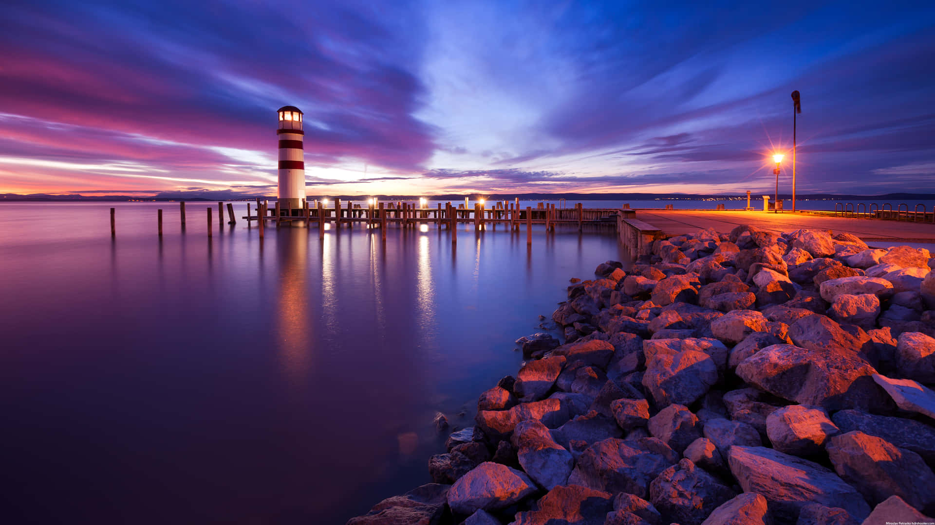 A Picture Of A Beautiful 4k Ultra Hd Hdr Landscape With Rolling Hills Beneath A Vast Sky Of Puffy White Clouds. Background