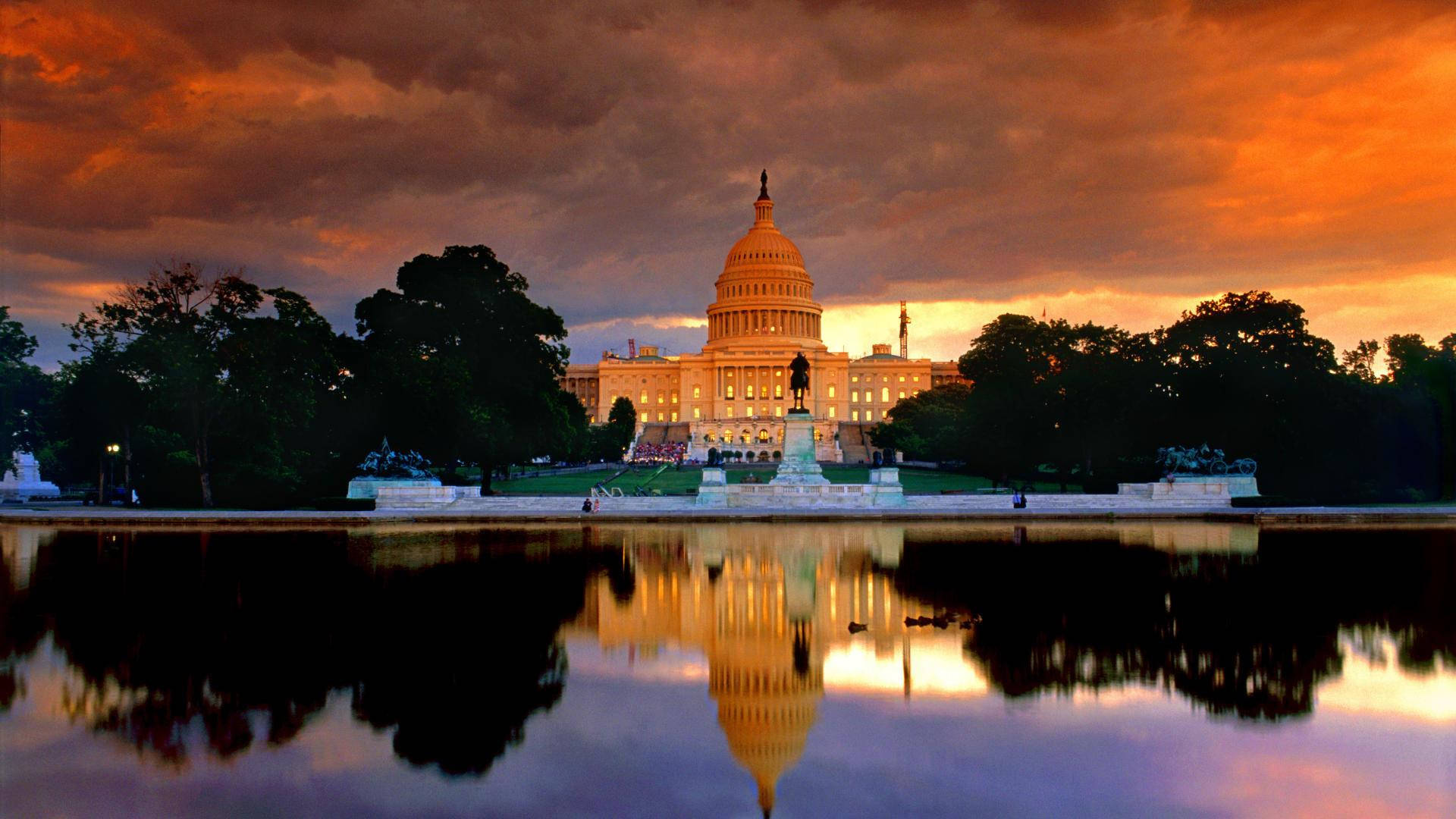 A Picturesque View Of The White House Background