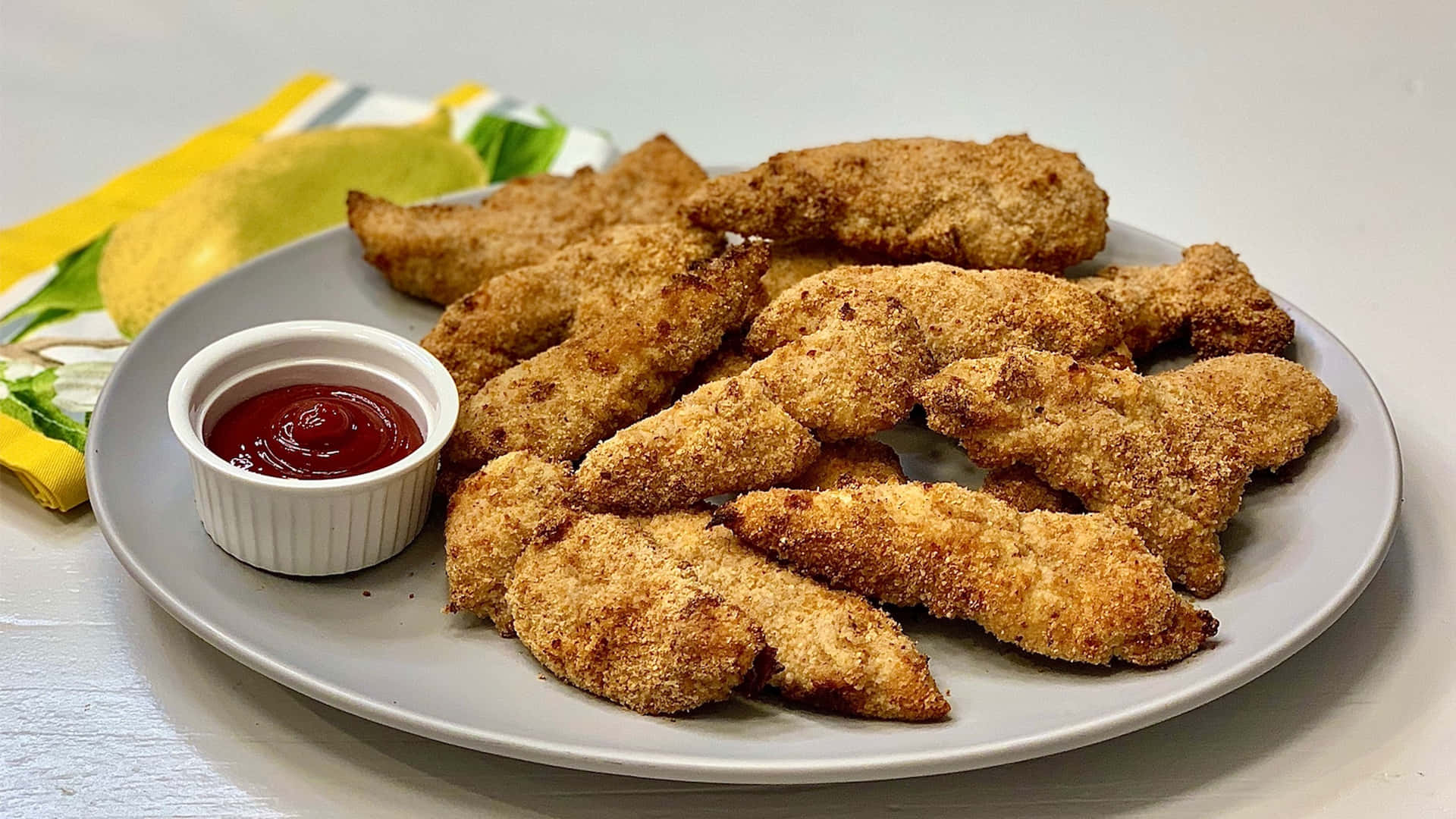 A Plate Of Chicken Tender Background