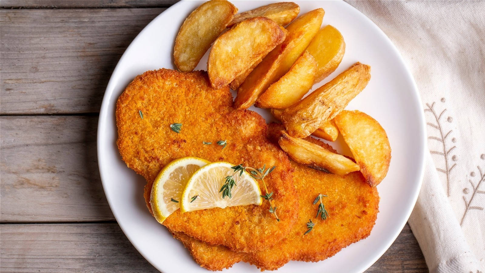 A Platter Of Authentic Wiener Schnitzel Background