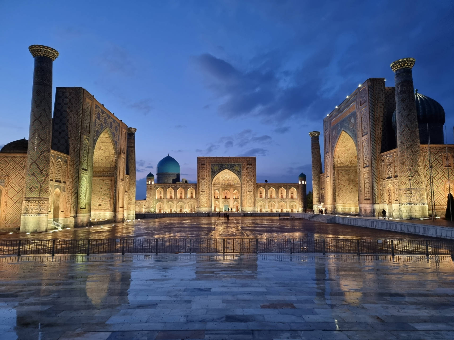 A Rainy Night At Registon Square, Samarkand Background