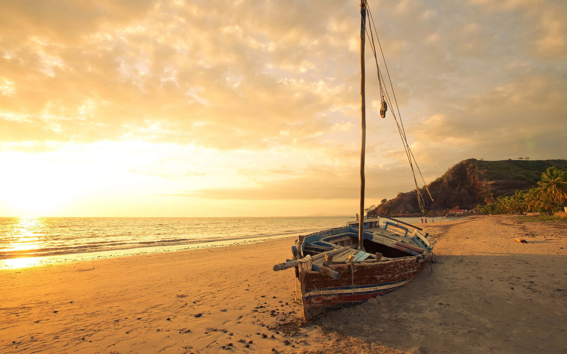 A Scenic Voyage: Serenity On The Sea Background