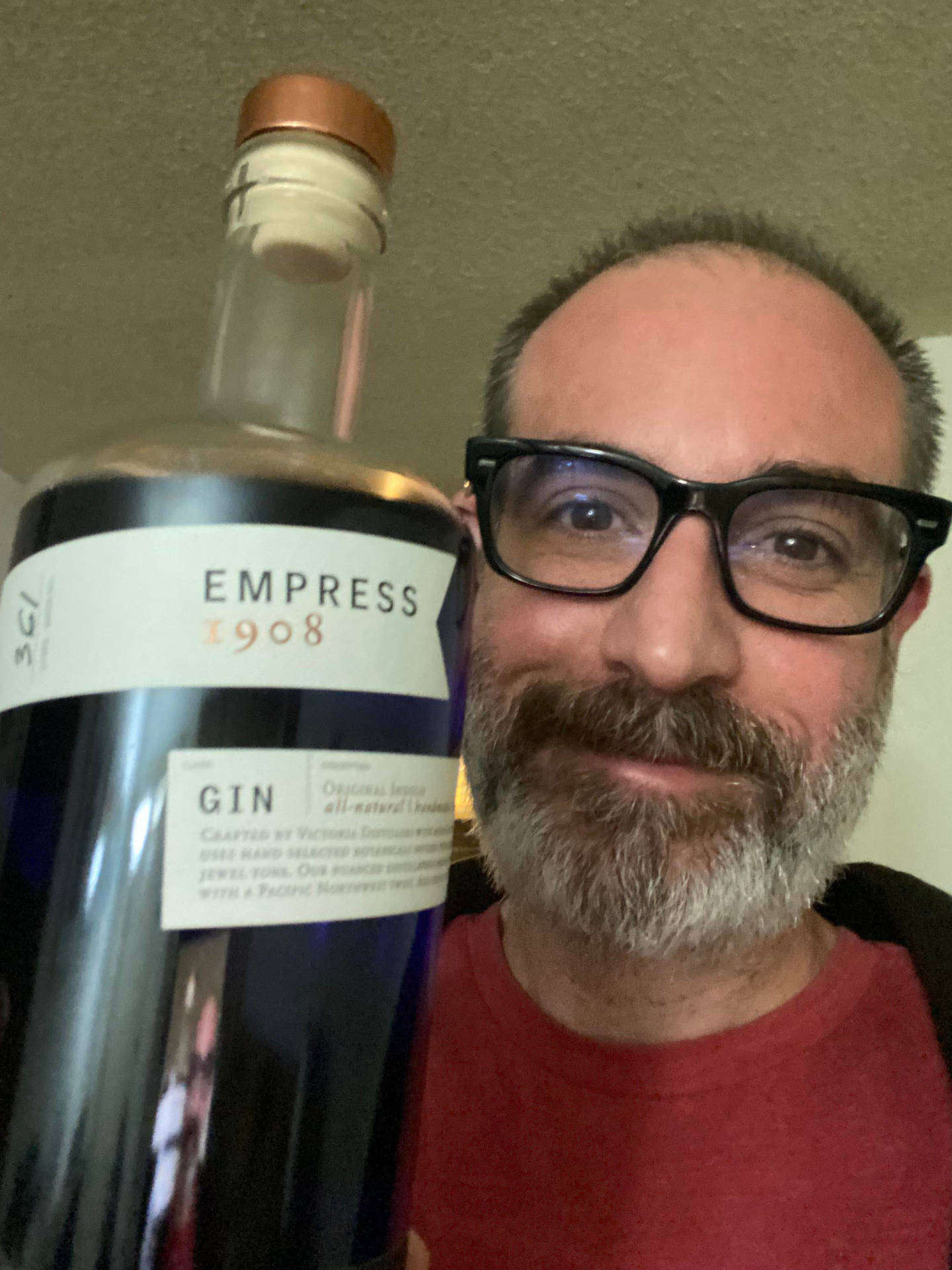 A Selfie Moment With Empress 1908 Gin Background