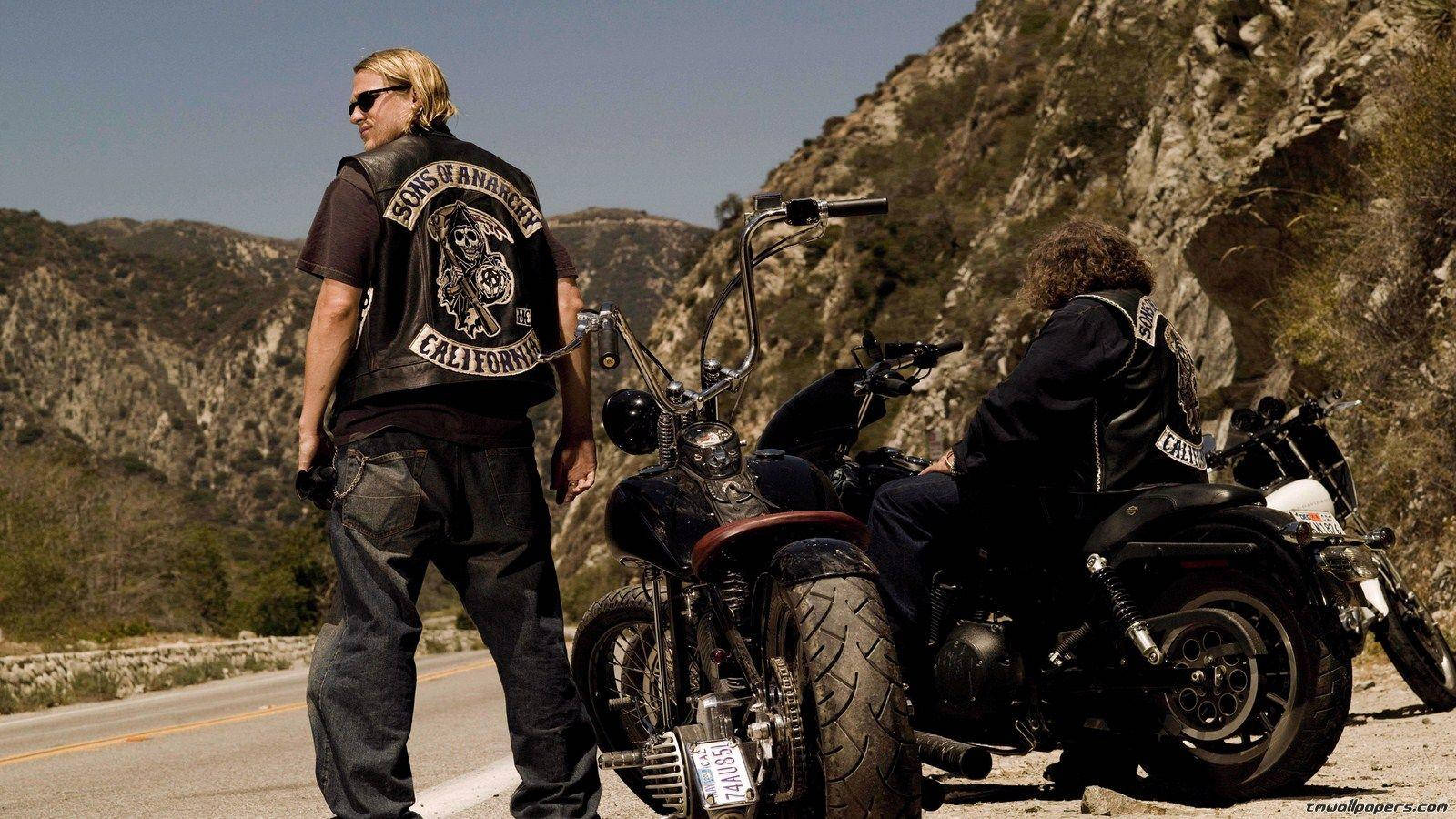 A Shot From The Cutting Edge Tv Series Sons Of Anarchy Background