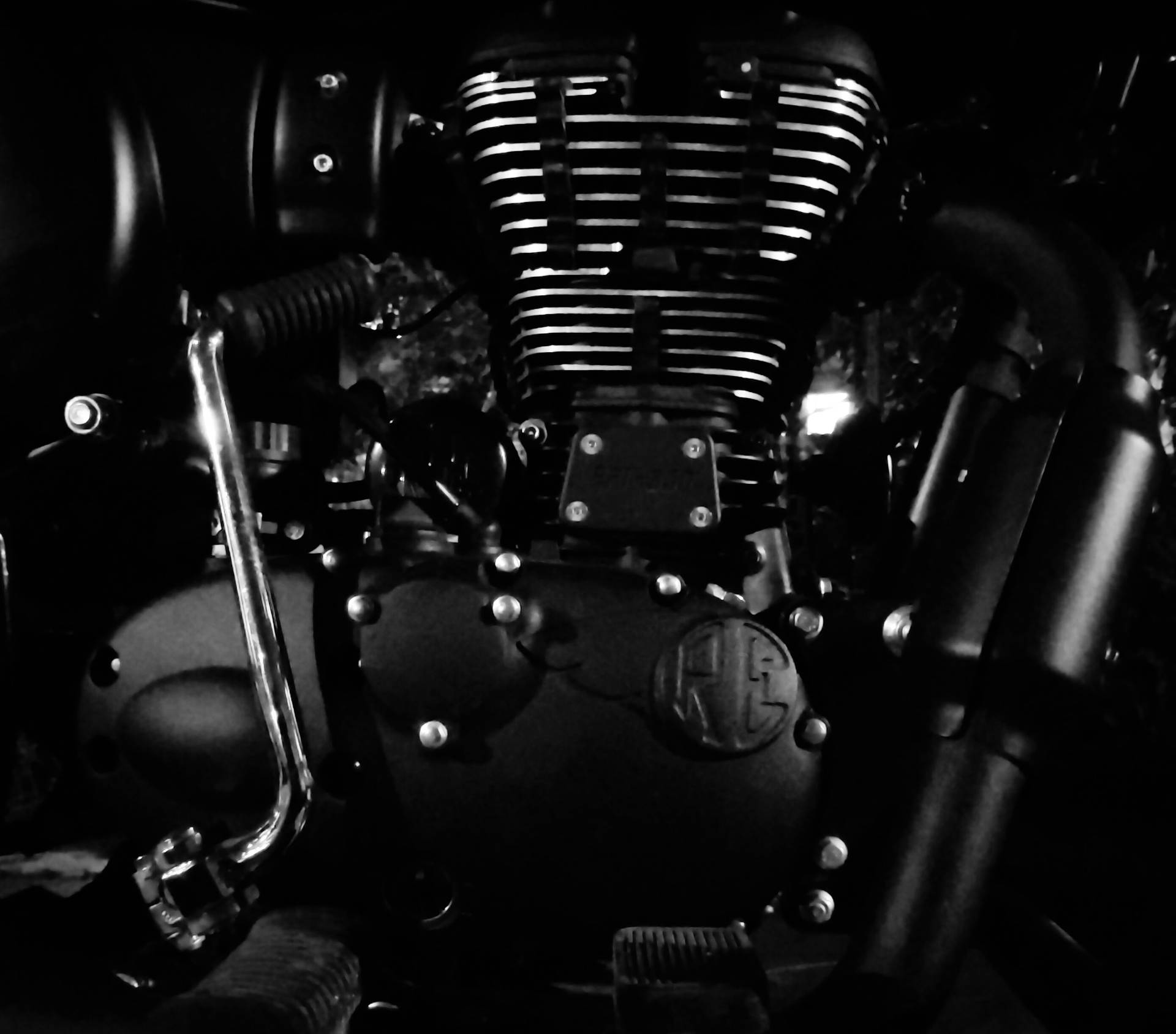 A Single Engine Motorcycle Oozing Strength And Power.