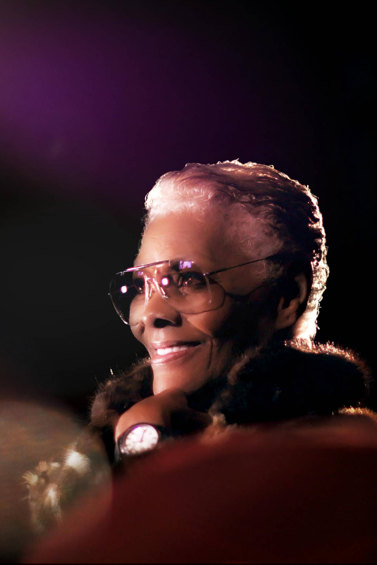 A Smiling Dionne Warwick Background