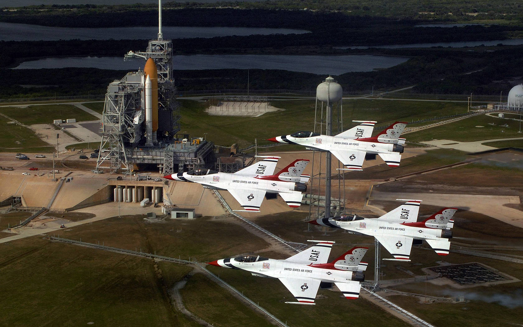 A Spectacular Night View Of Nasa's Johnson Space Center, Houston Background