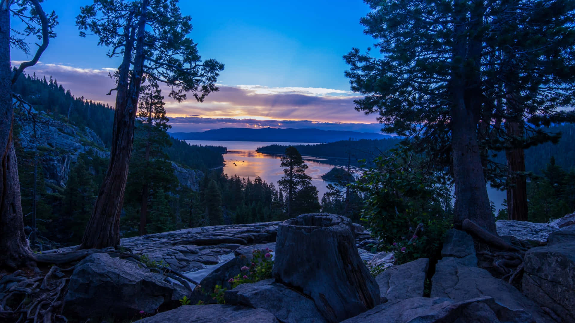 A Sunset Over Lake Tahoe Background