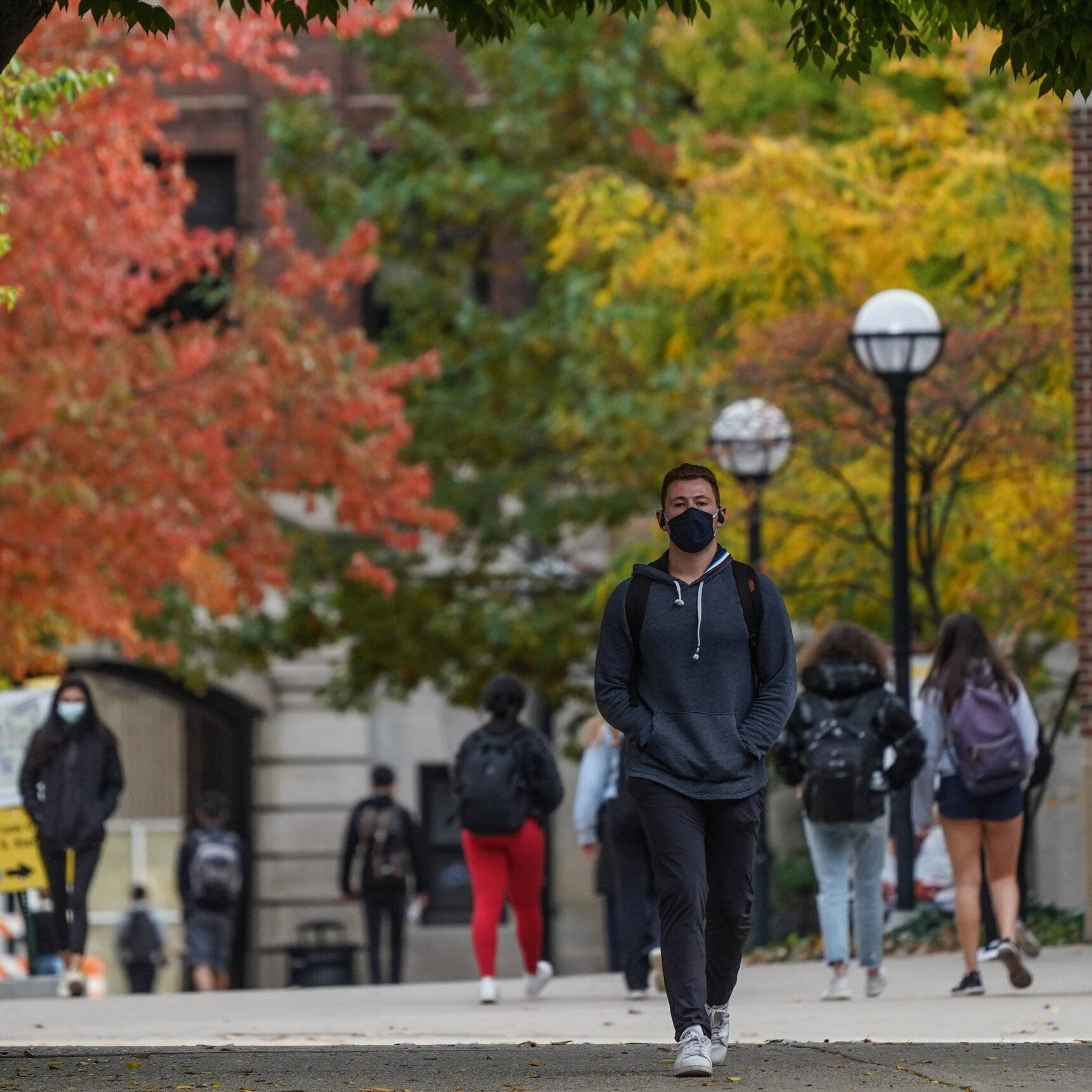 A Vibrant Day At University Of Michigan-ann Arbor Background