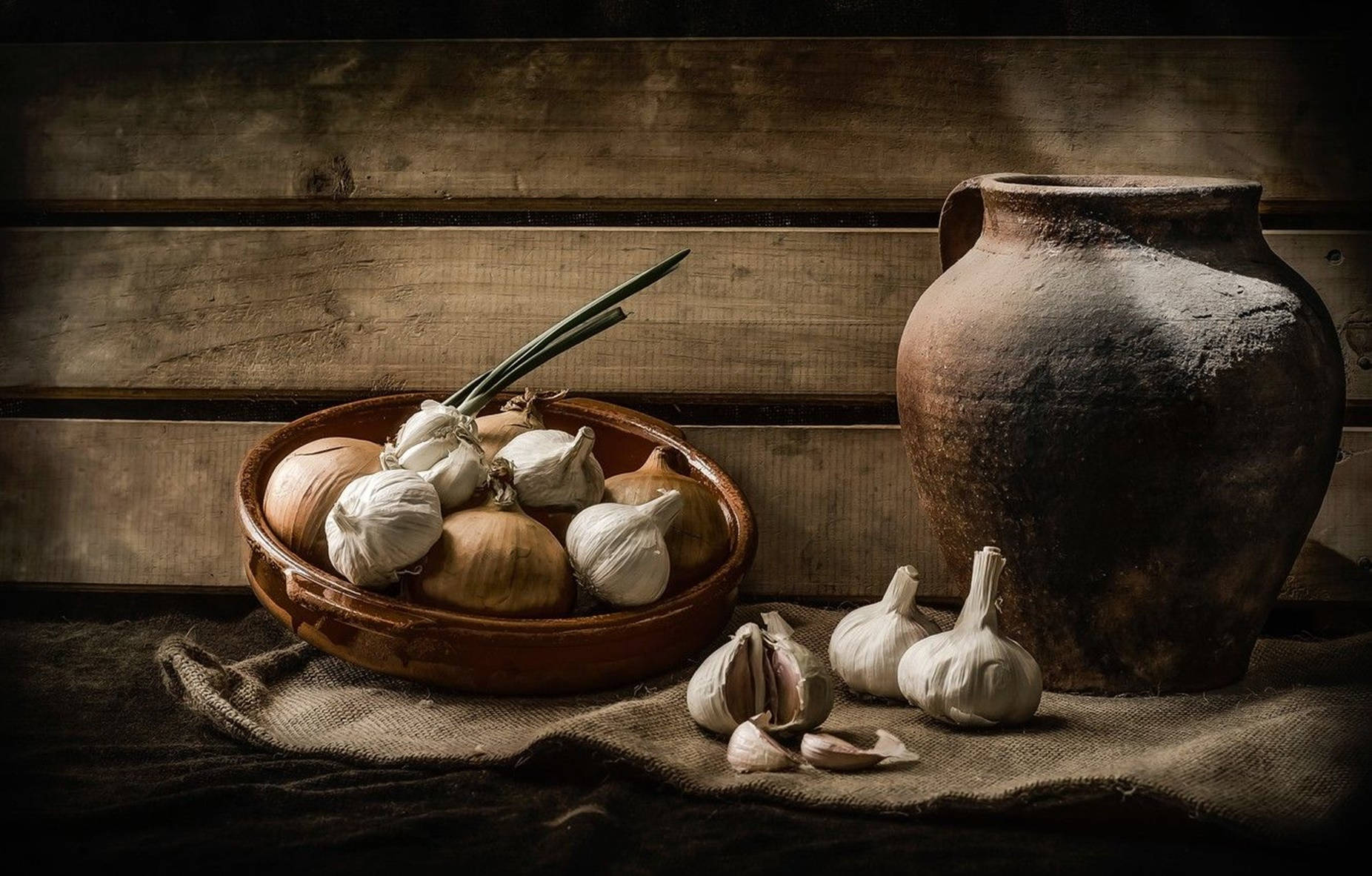 A Vintage Affair With Garlic