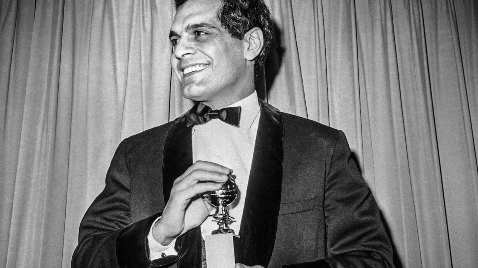 A Vintage Portrait Of Legendary Omar Sharif Background