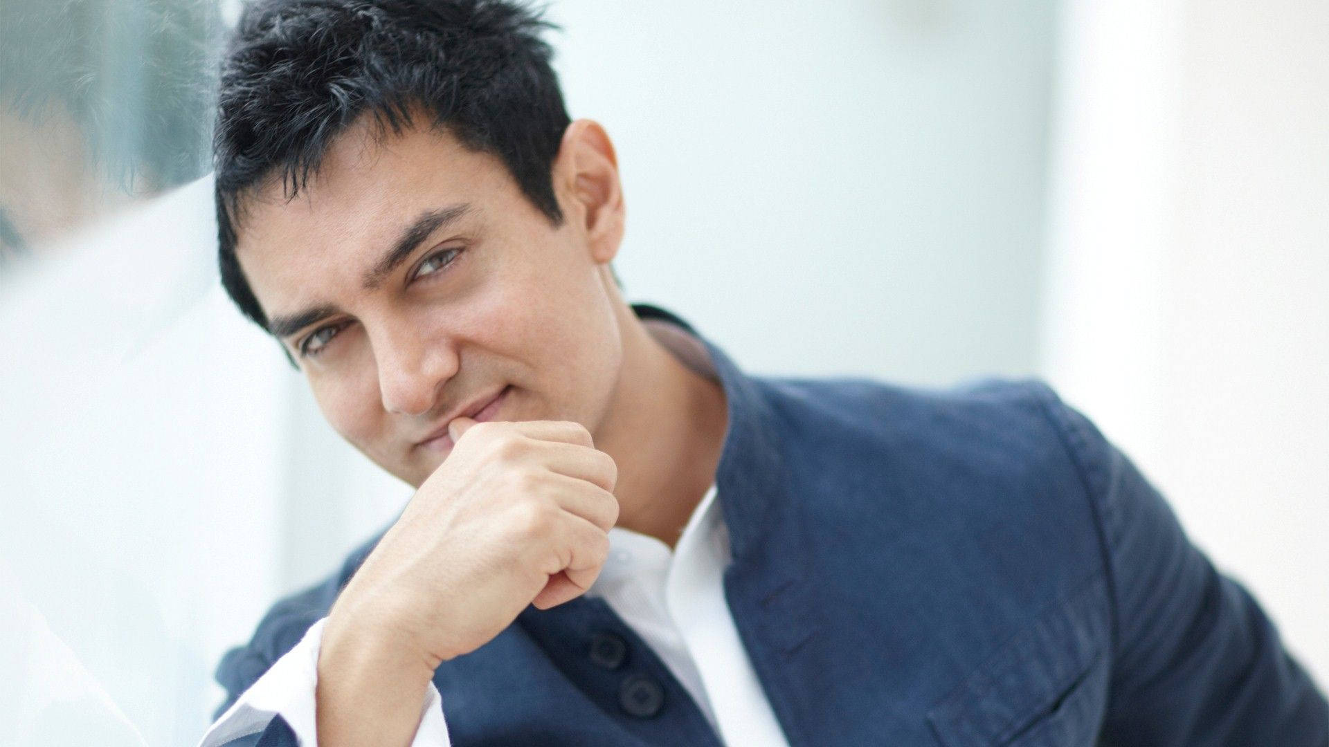 Aamir Khan Captivating Look Background