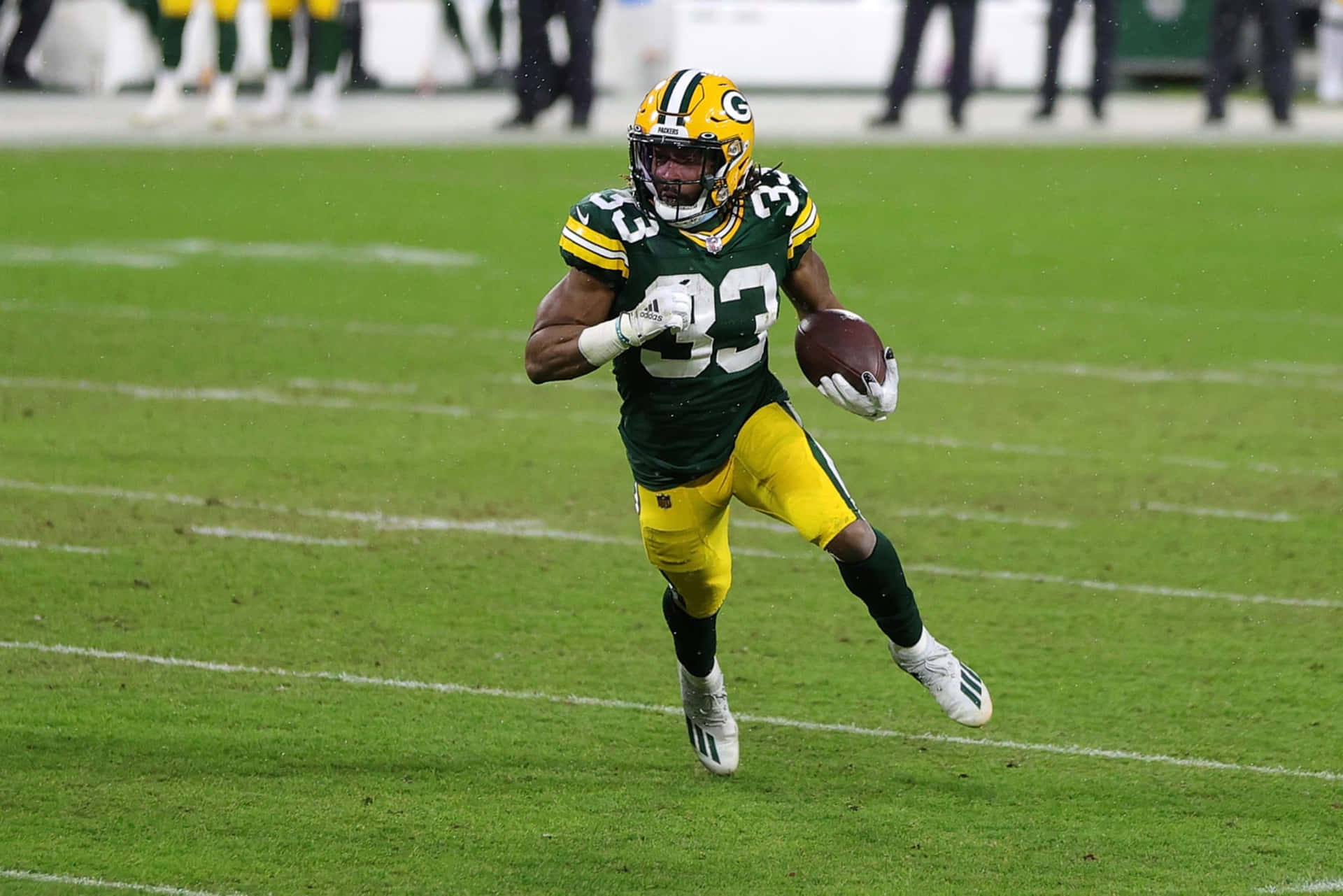 Aaron Jones, Green Bay Packers Running Back Background