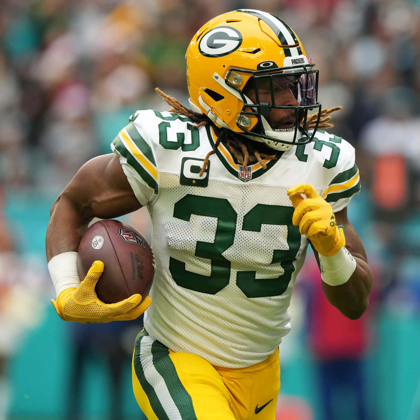 Aaron Jones On The Field Background