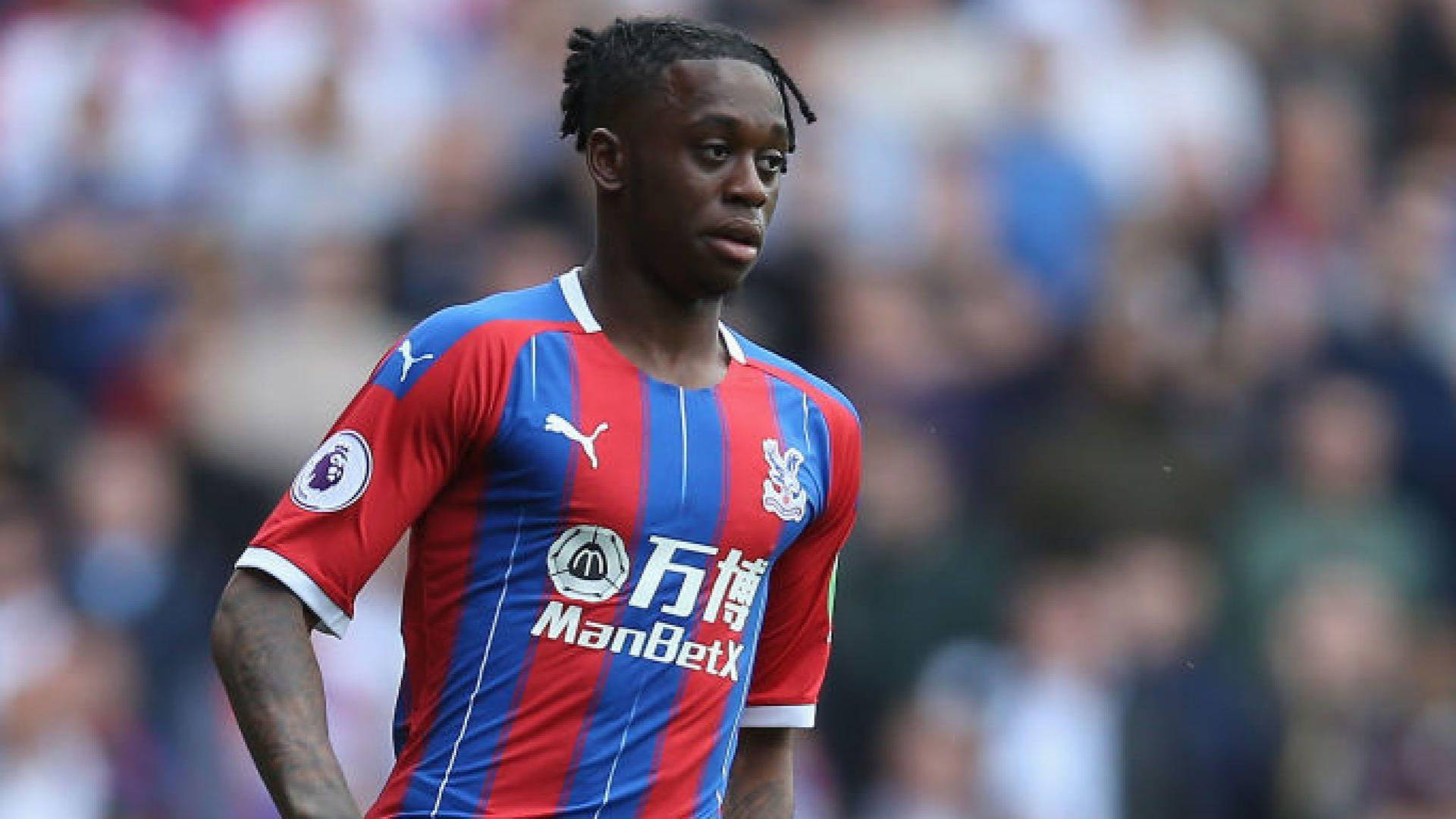 Aaron Wan-bissaka Game Crowd