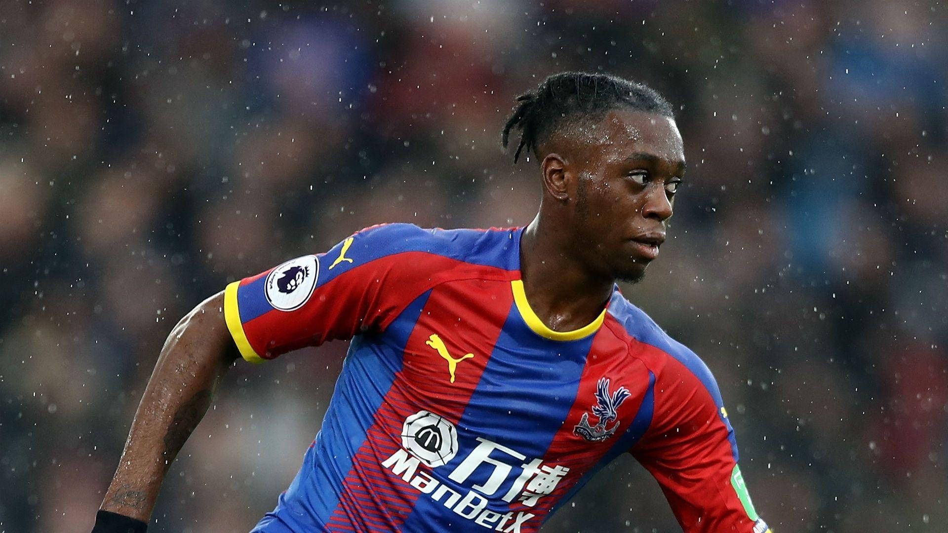 Aaron Wan-bissaka Sweat Run Background