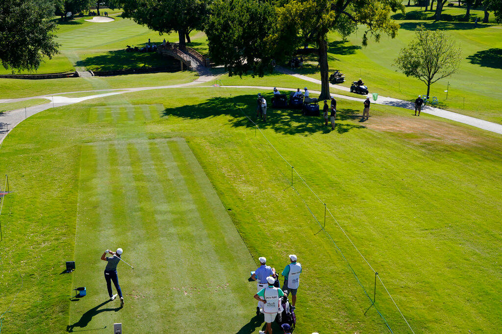 Aaron Wise While Golfing Background