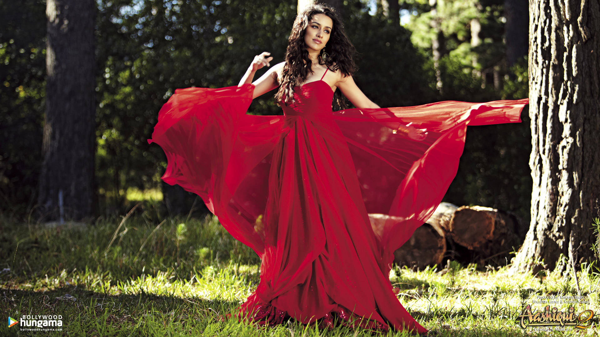 Aashiqui 2 Arohi Keshav In Red