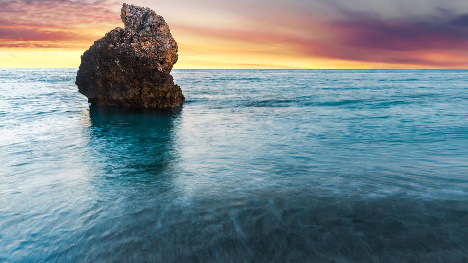 Aavali Beach Scenes Desktop