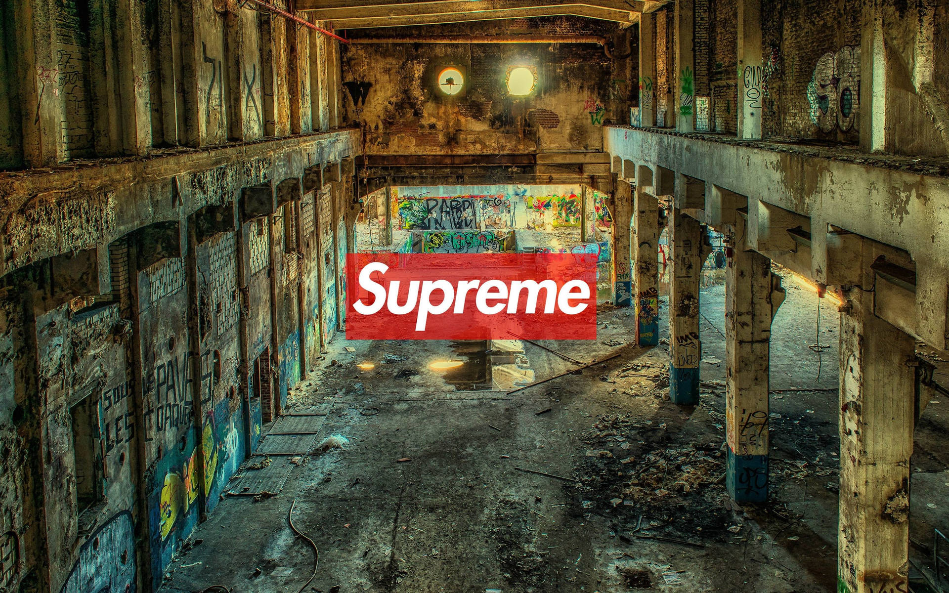 Abandoned House Supreme Laptop Background