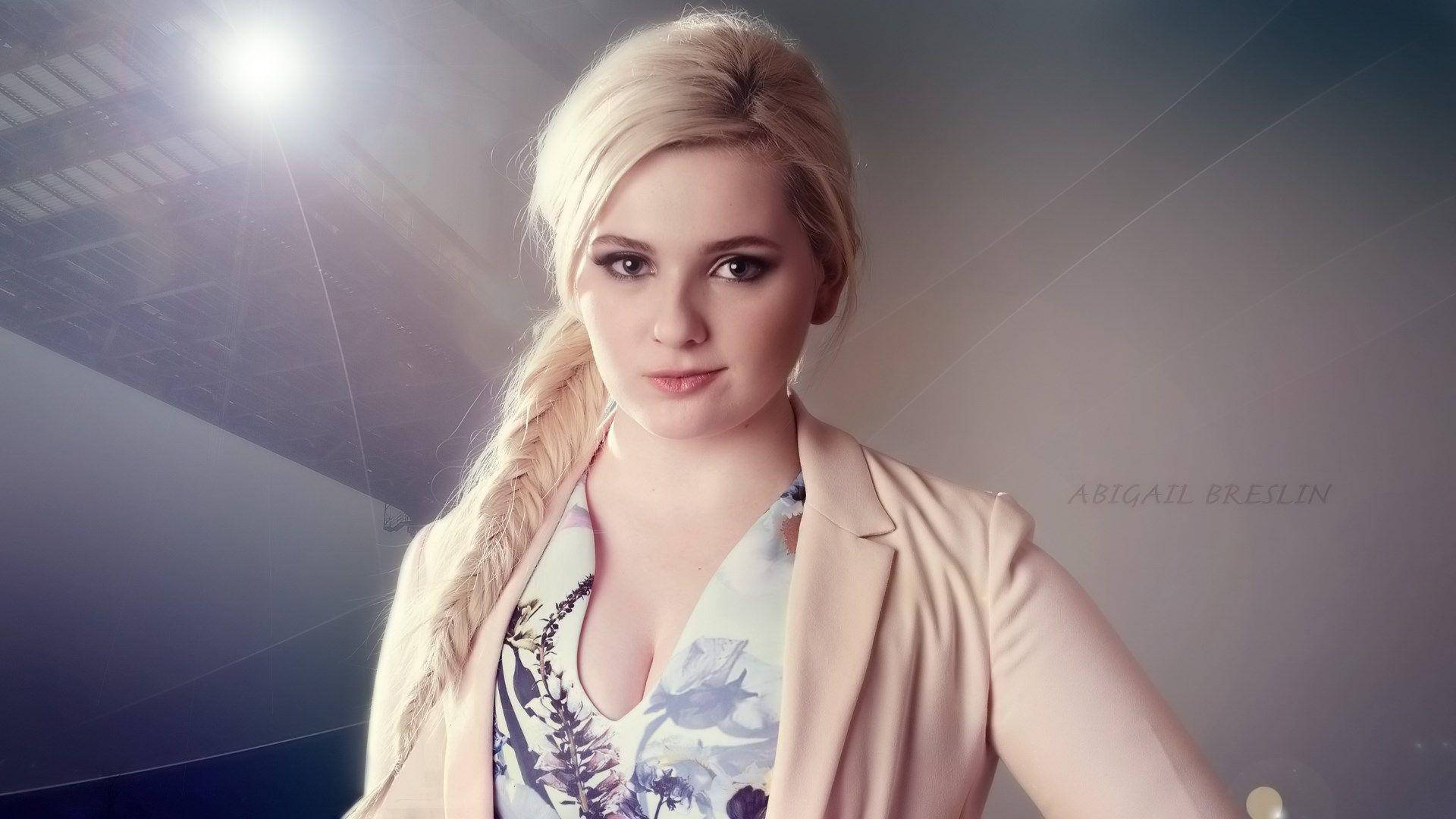 Abigail Breslin Summer Tca 2015 Background