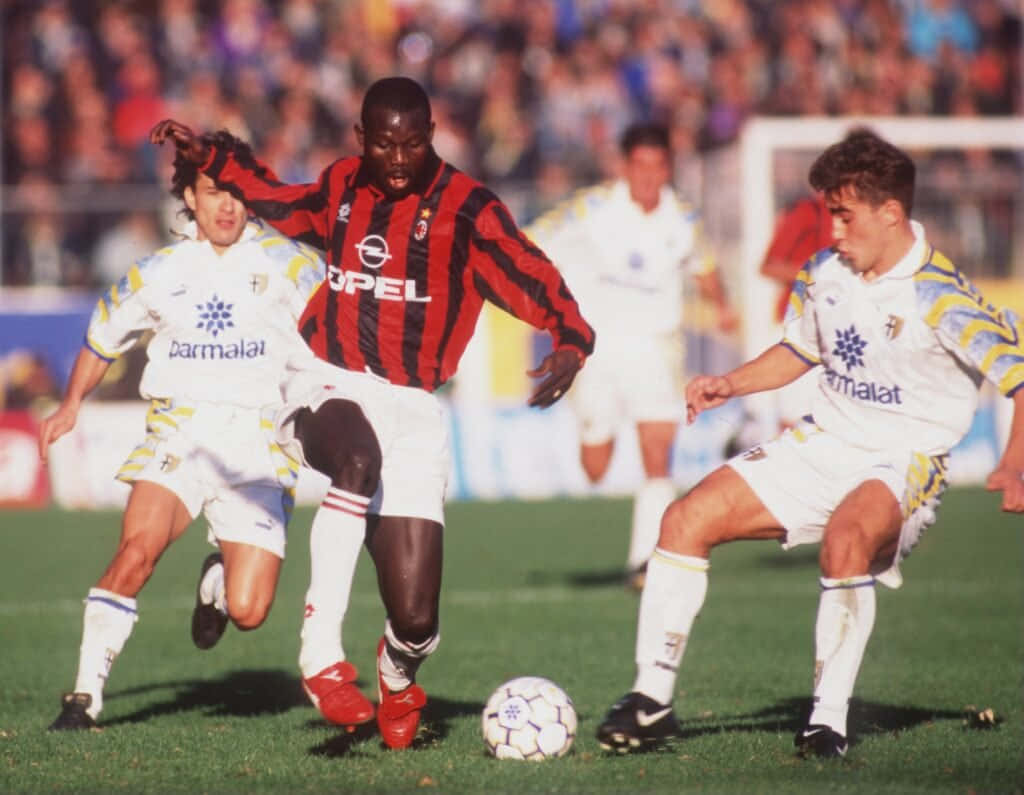 Ac Milan George Weah Against Parma Background