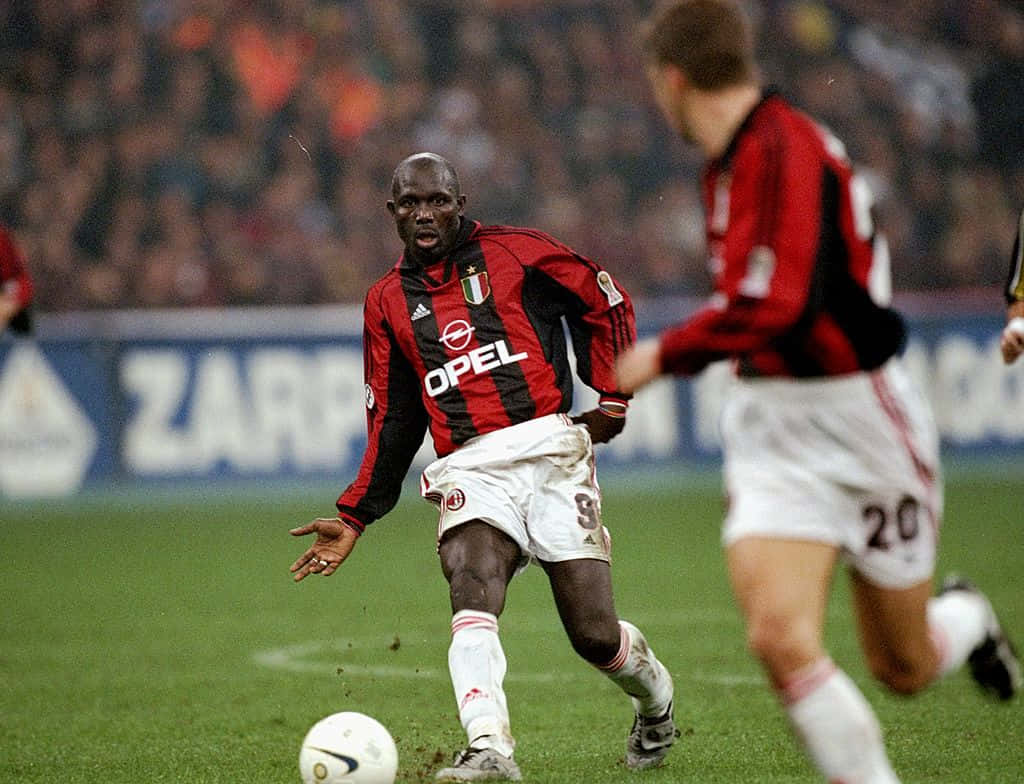 Ac Milan George Weah And His Teammate Background