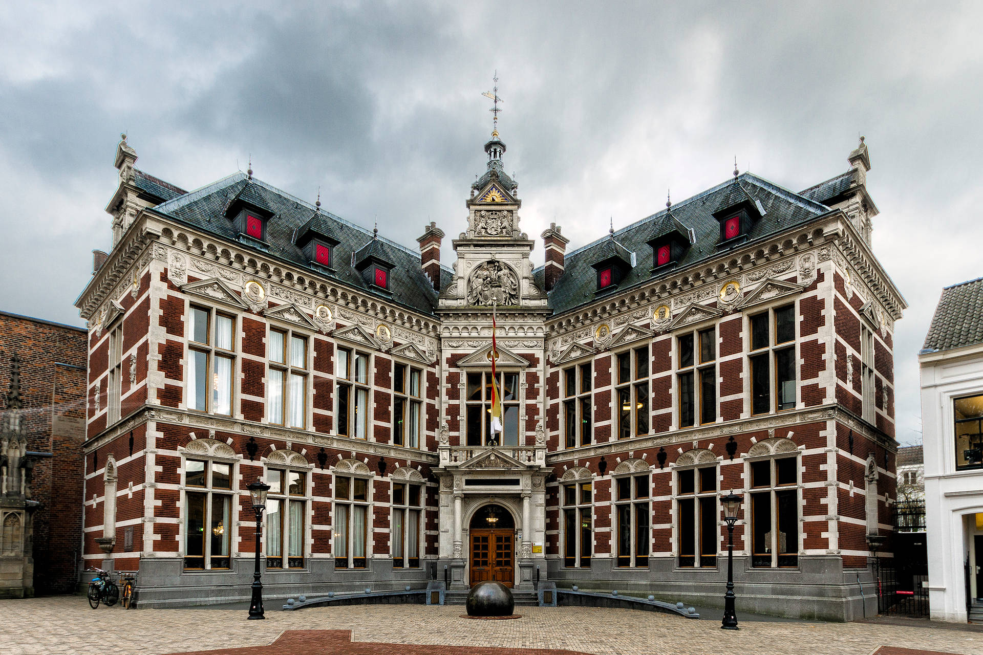 Academy Building In The Netherlands Background