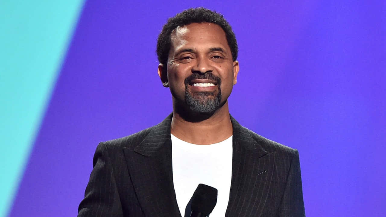 Actor And Comedian Mike Epps Background