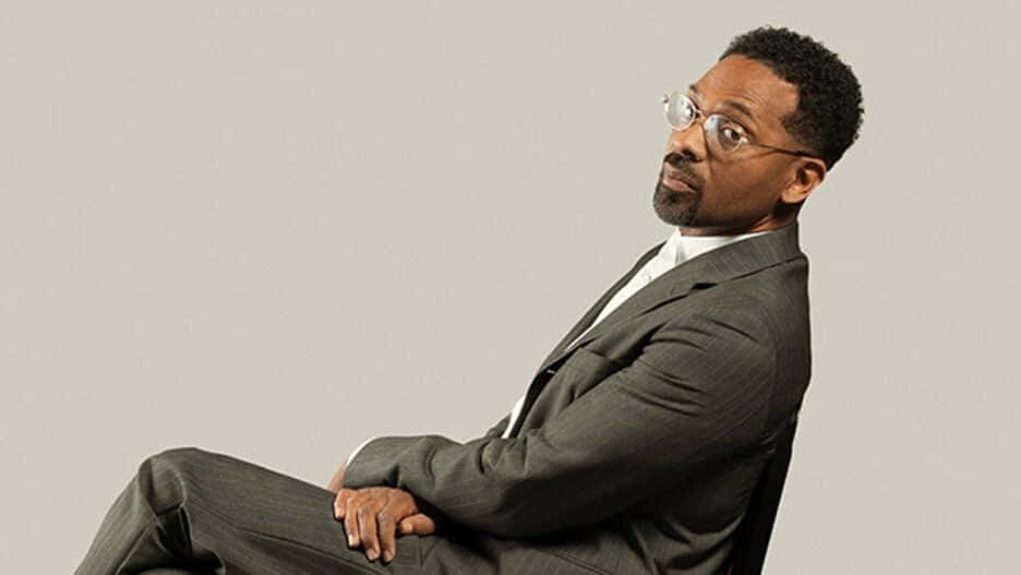 Actor And Comedian Mike Epps Performing On Stage Background