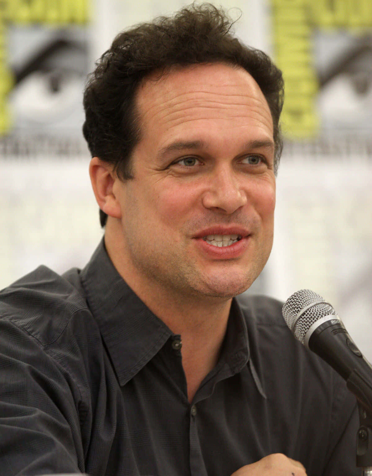 Actor Diedrich Bader Background