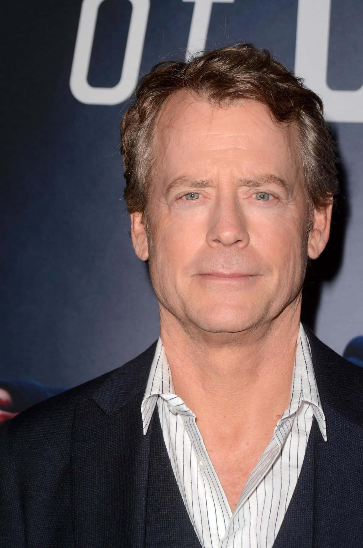 Actor Greg Kinnear Background