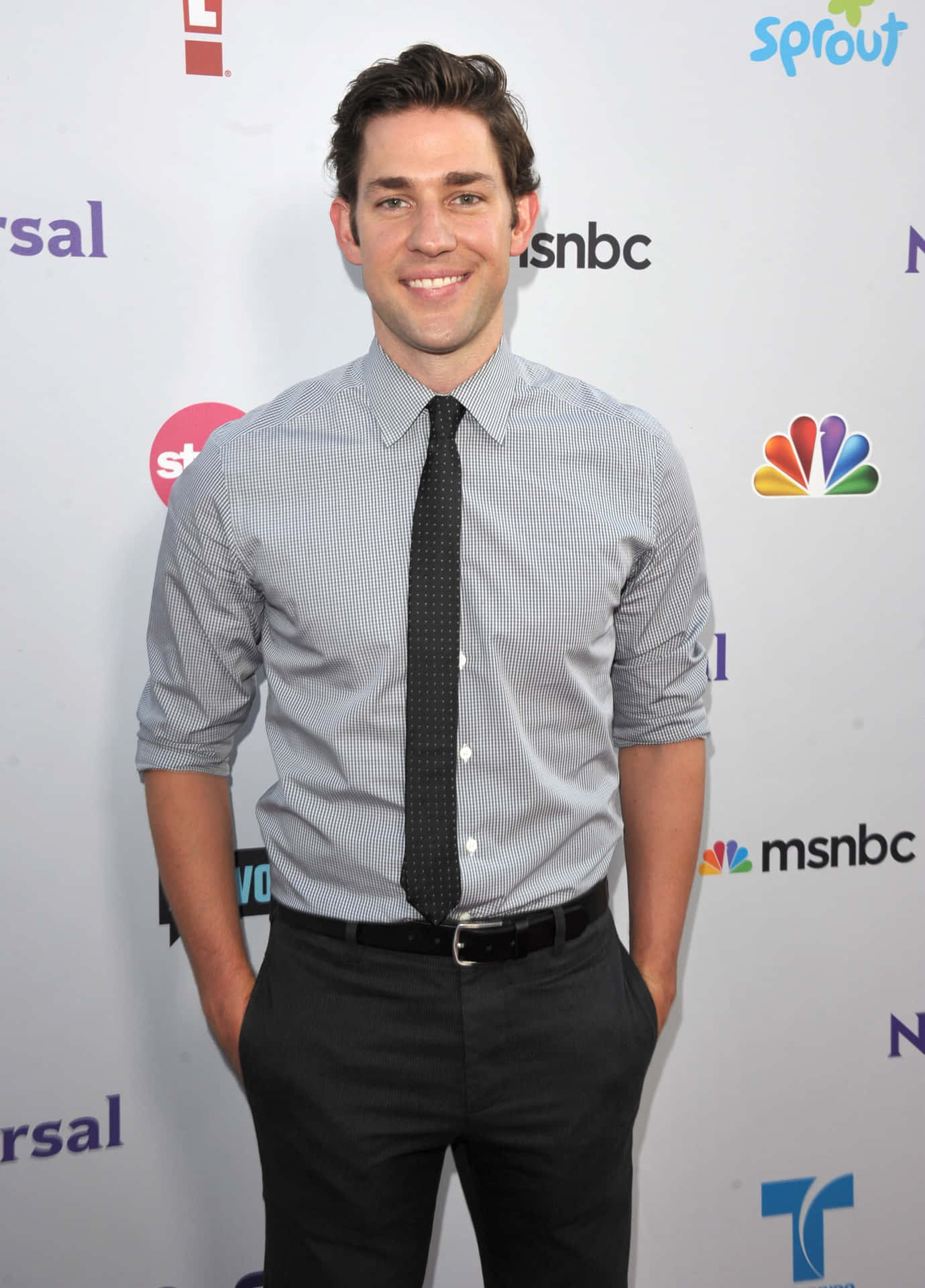 Actor John Krasinski Looks Dapper In This Recent Candid Shot. Background