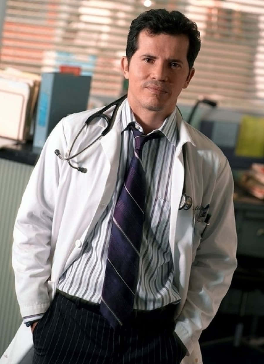 Actor John Leguizamo Background