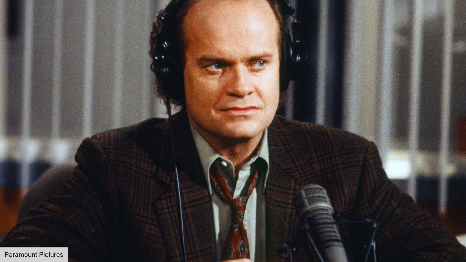Actor Kelsey Grammer In Character Background