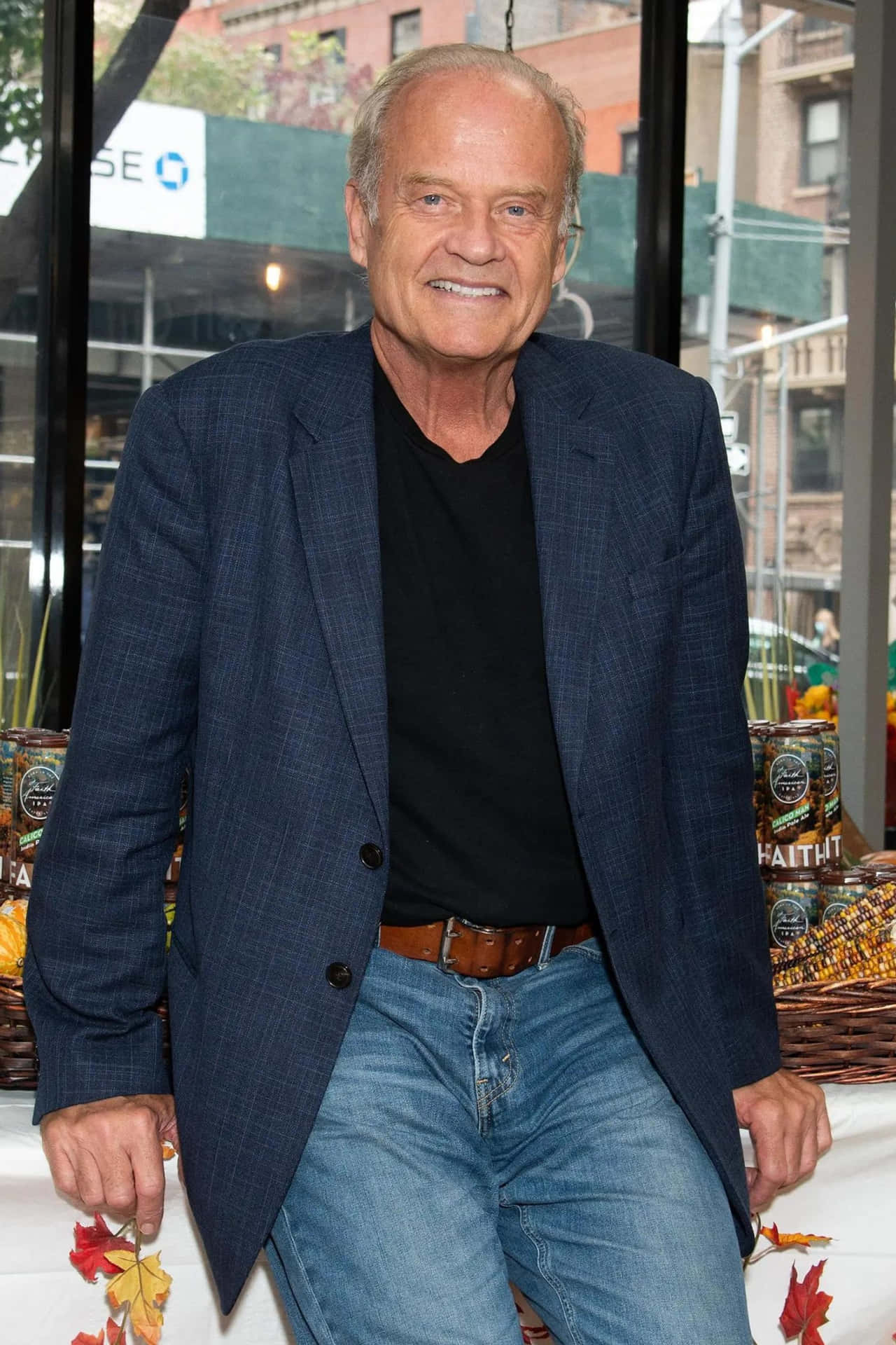 Actor Kelsey Grammer Background