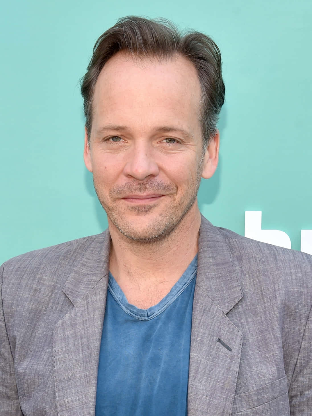 Actor Peter Sarsgaard Attends The Museum Of The Moving Image's Annual Salute To Julianne Moore Background