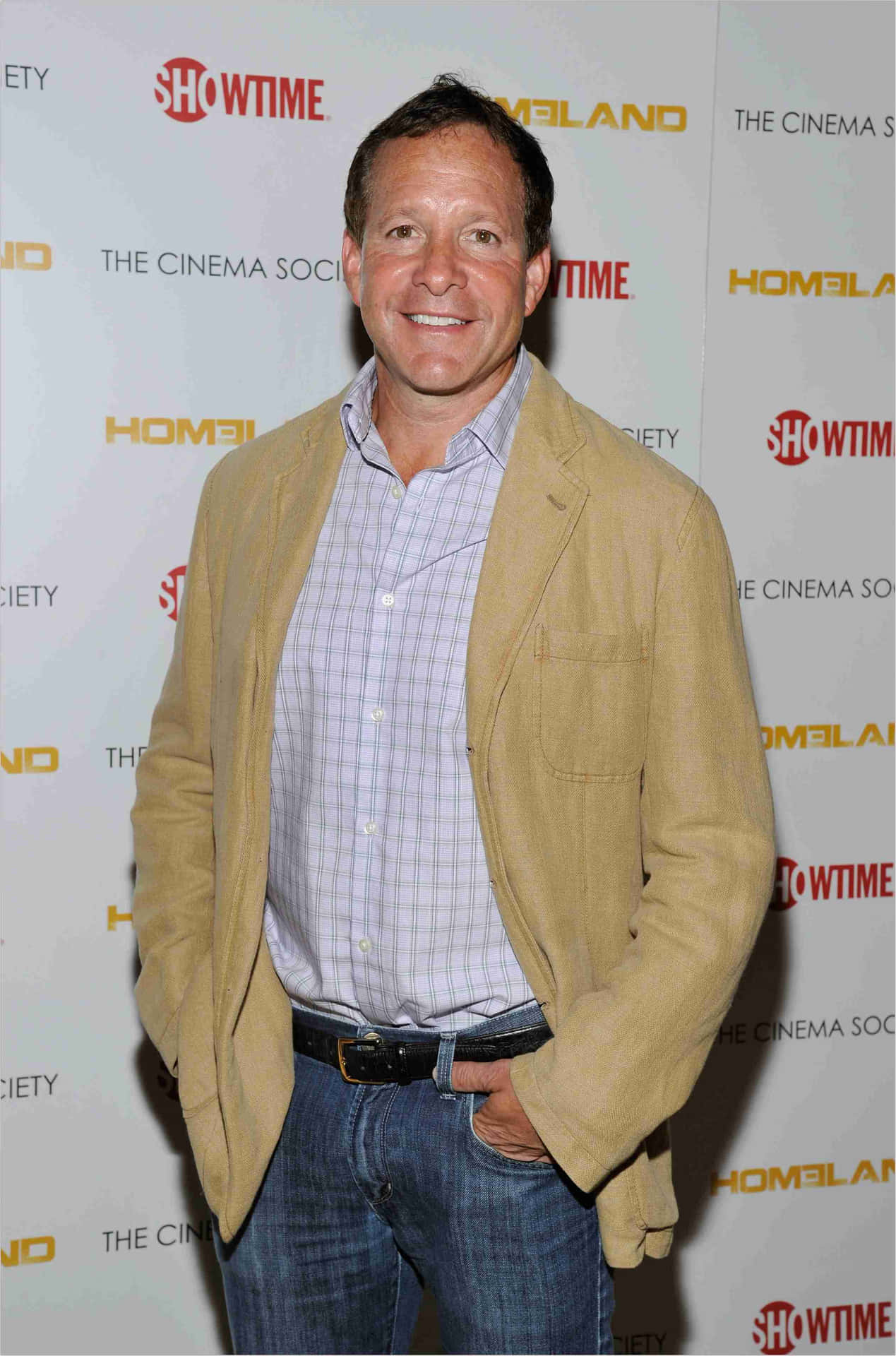 Actor Steve Guttenberg Background