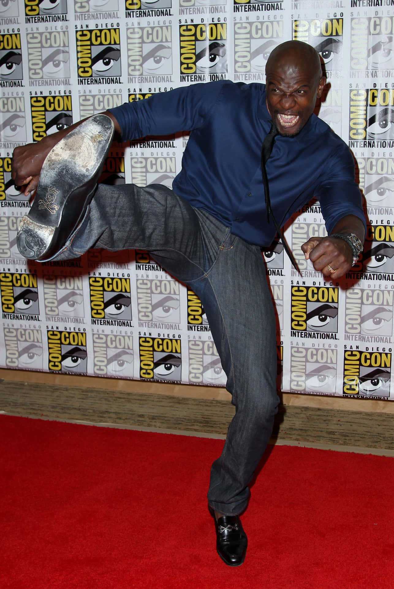 Actor Terry Crews Is Not Afraid To Show Off His Impressive Muscles Background