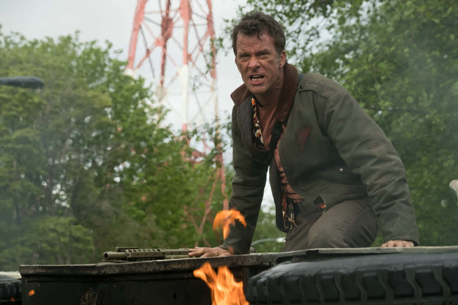 Actor Thomas Jane Starring In ‘new Adventures Of Old Christine’ Background