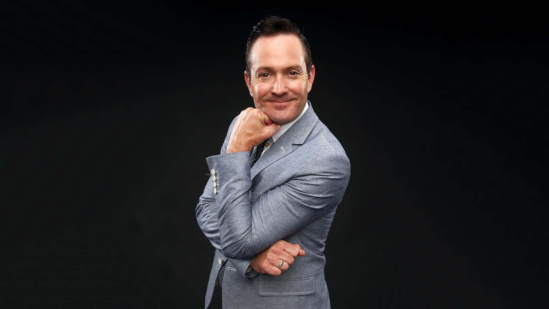 Actor Thomas Lennon Poses For A Portrait. Background