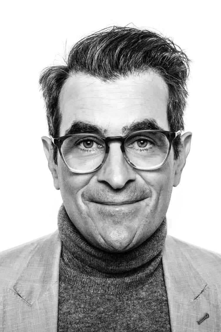 Actor Ty Burrell Looking Stylish In A Suit Background