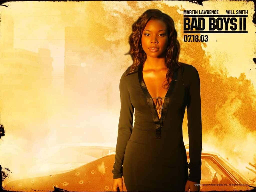 Actress Gabrielle Union Smiling Radiantly Background