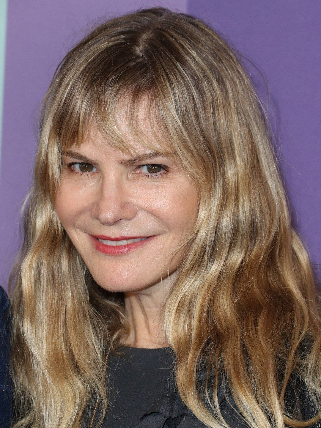 Actress Jennifer Jason Leigh Background