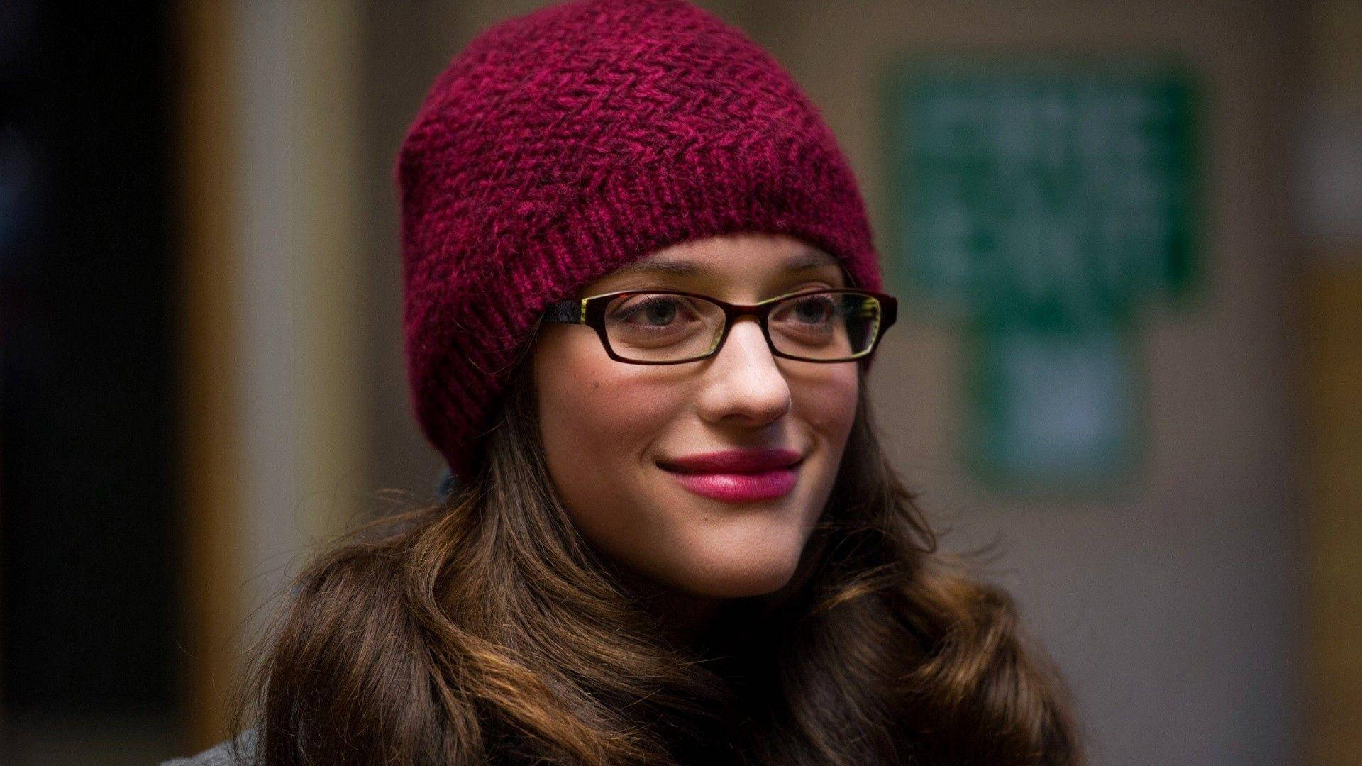 Actress Kat Dennings As Darcy Lewis In Thor Background