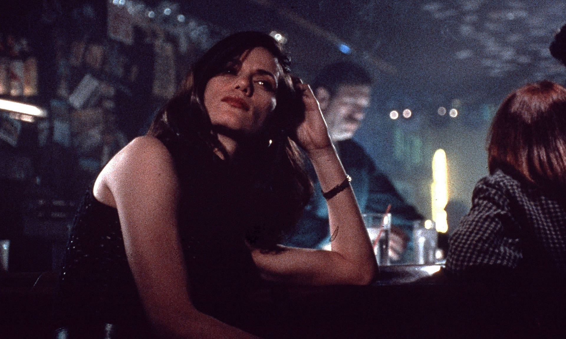 Actress Linda Fiorentino Background