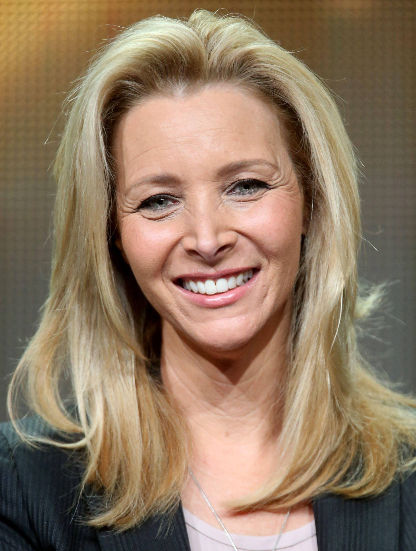 Actress Lisa Kudrow Stunning Smile