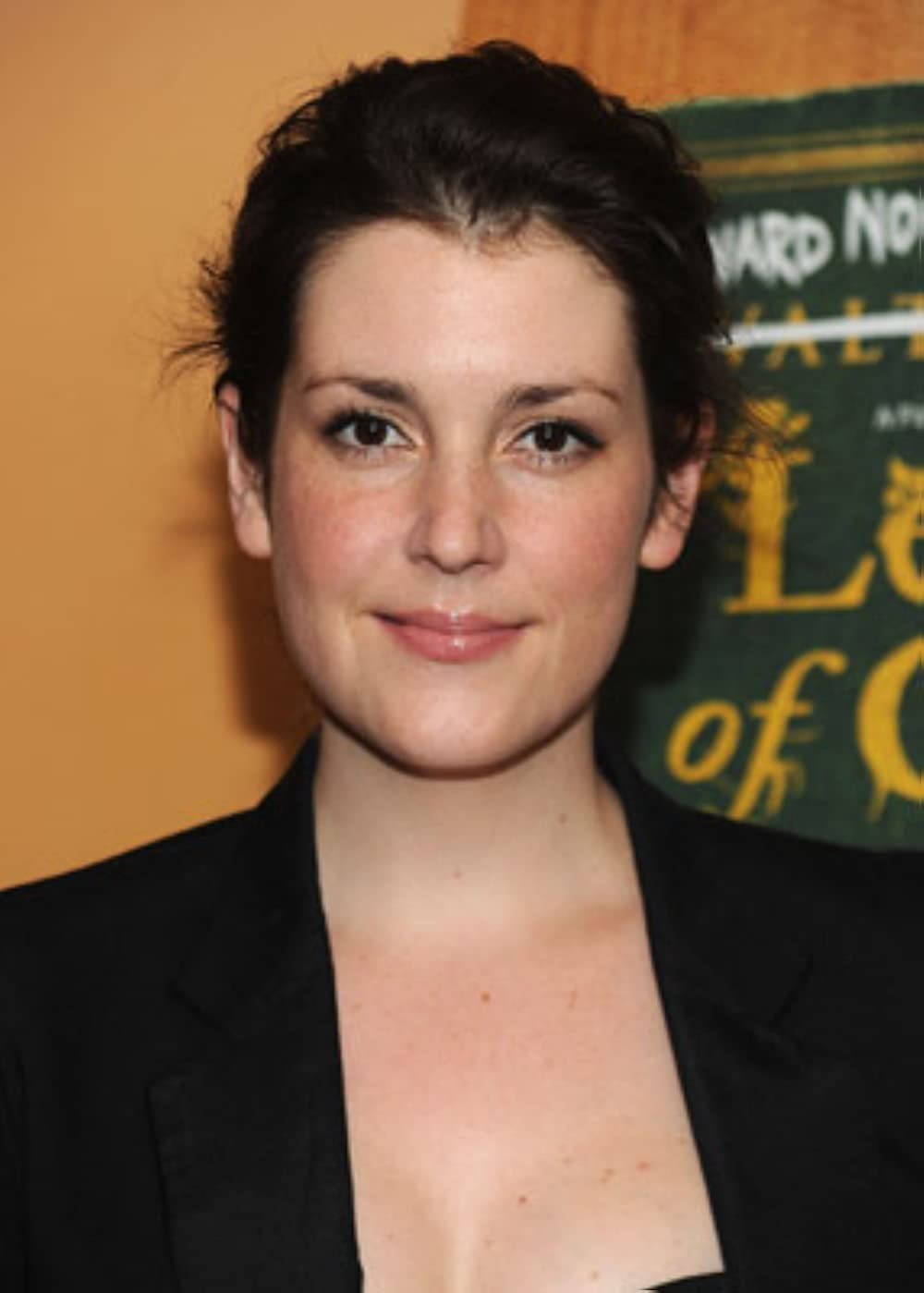 Actress Melanie Lynskey Radiating Natural Beauty